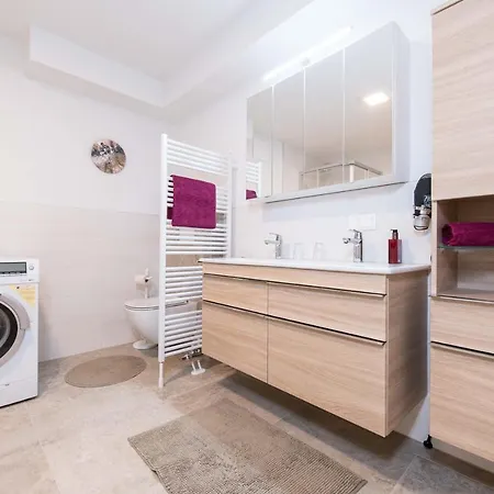 Pickert Apartment Portschach am Woerthersee