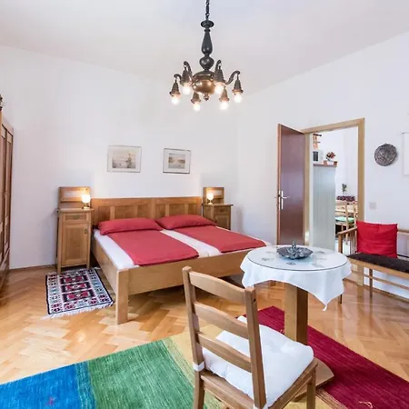 Pickert Apartment Portschach am Woerthersee